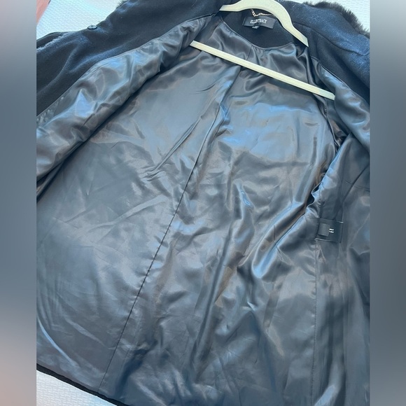 Ellen Tracy wool blend faux fur trim coat - Picture 15 of 16